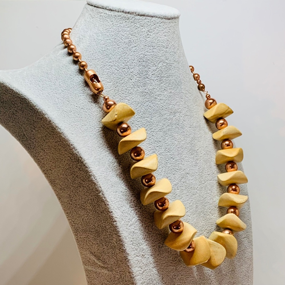 Handmade Necklace - Picture 2 of 7